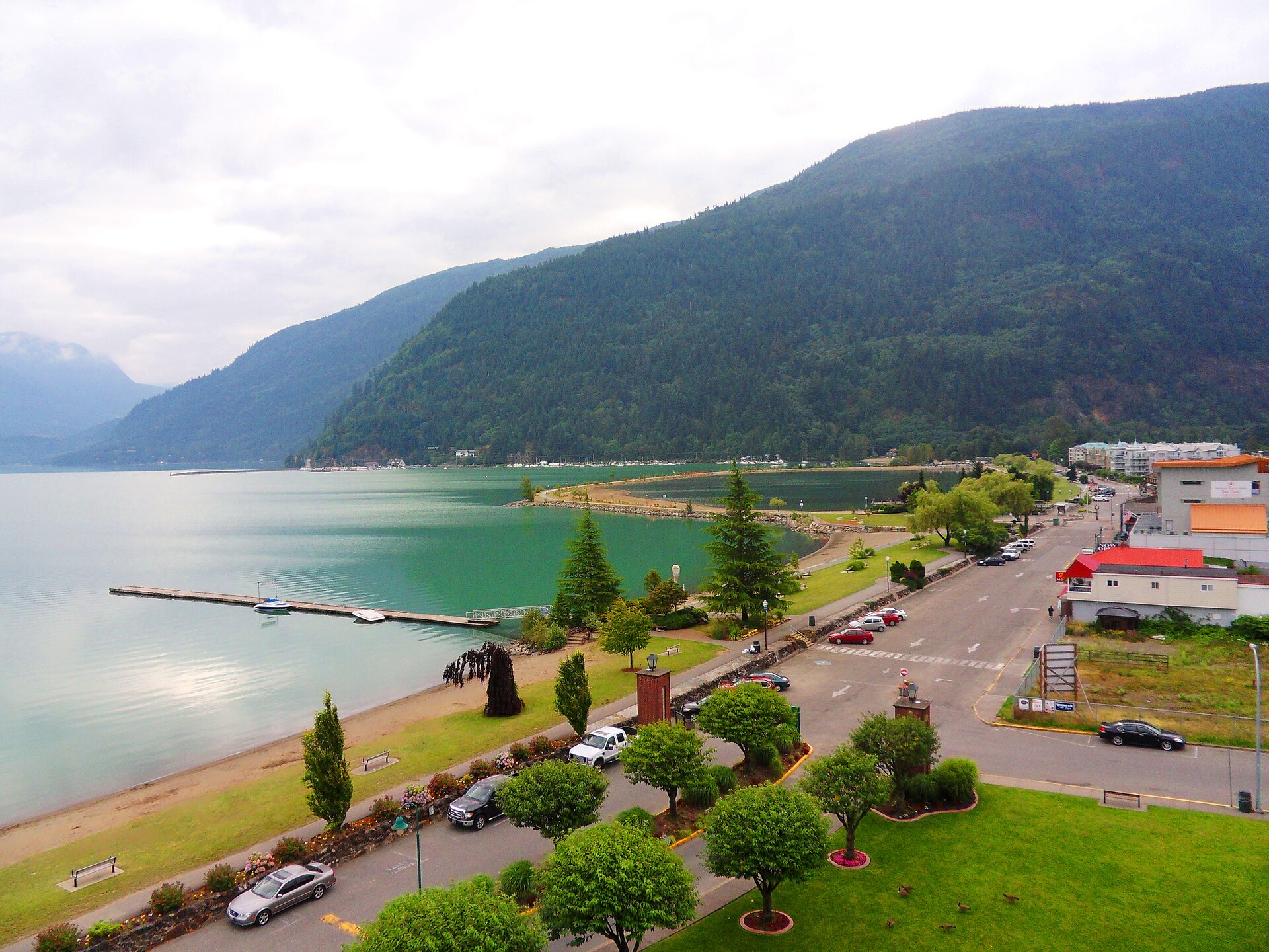 Harrison Lake, beach and lagoon beside the village waterfront